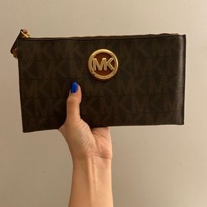 Michael Kors wrist wallet/clutch